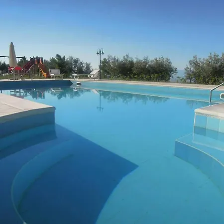 San Fele Alloggio per agriturismo *